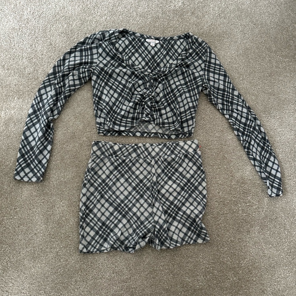 Used Colsie pajama set Top Large Bottom medium